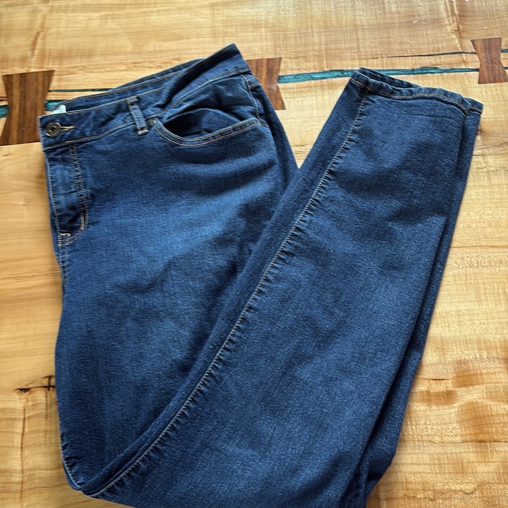 Torrid Skinny Jeans Size 22T